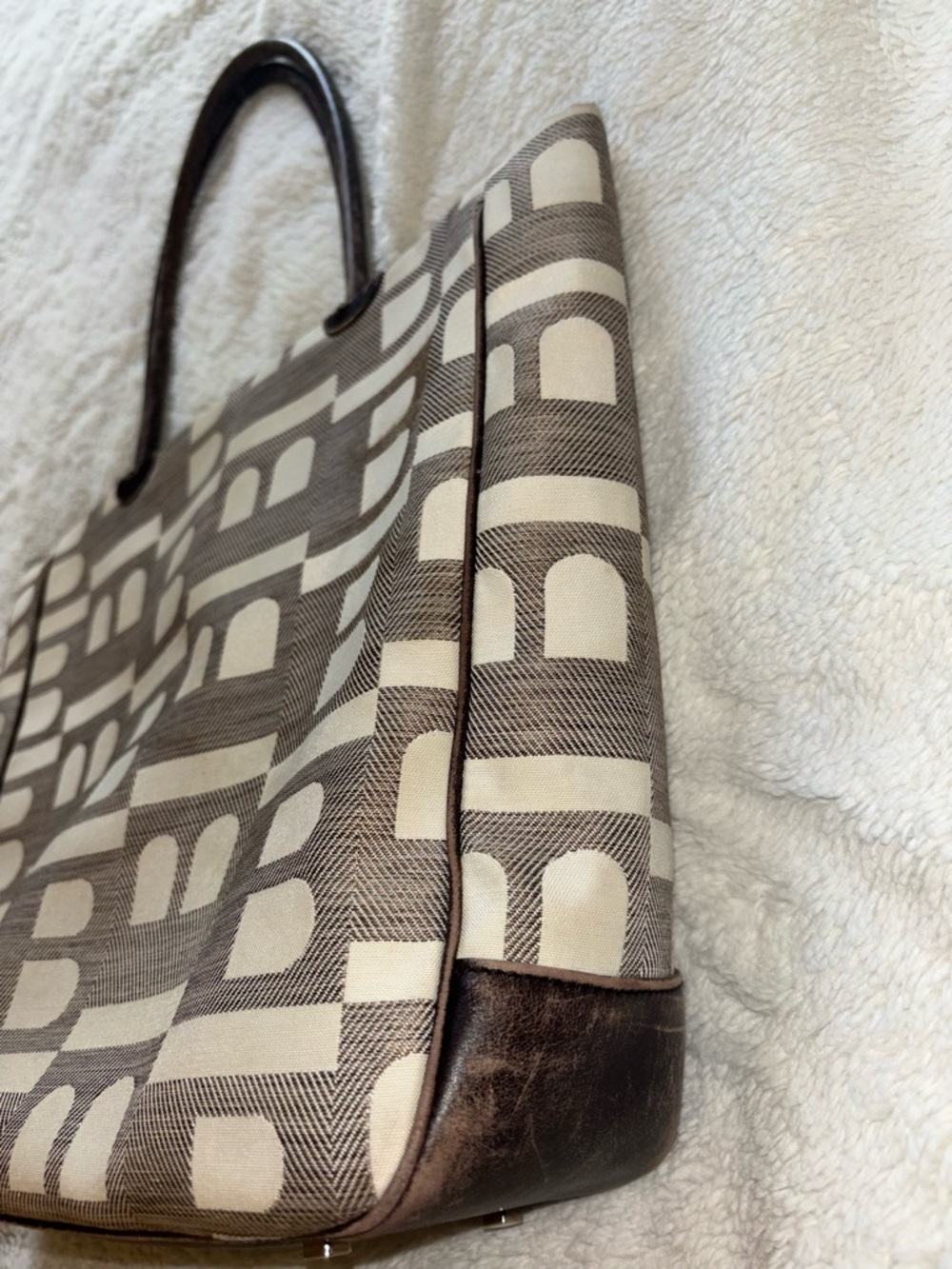 Bally Cream and Brown Tote Bag - Picture 4 of 12